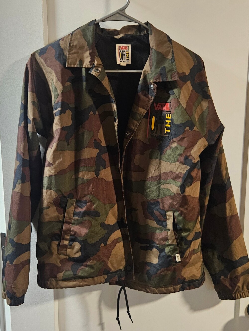 Vans Men’s Camo Windbreaker Jacket